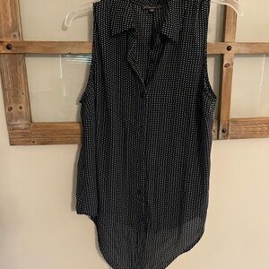 Adrianna Papell Blue and White Sleeveless Blouse